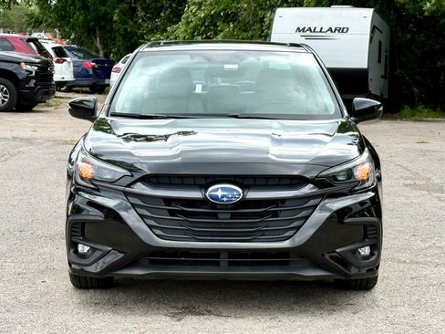 Used 2025 Subaru Legacy Limited AWD/4WD image 3
