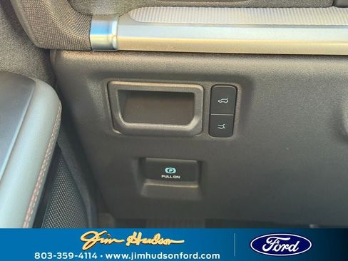 New 2025 Ford Expedition Active image 31