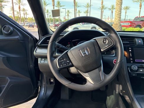Used 2018 Honda Civic EX image 7