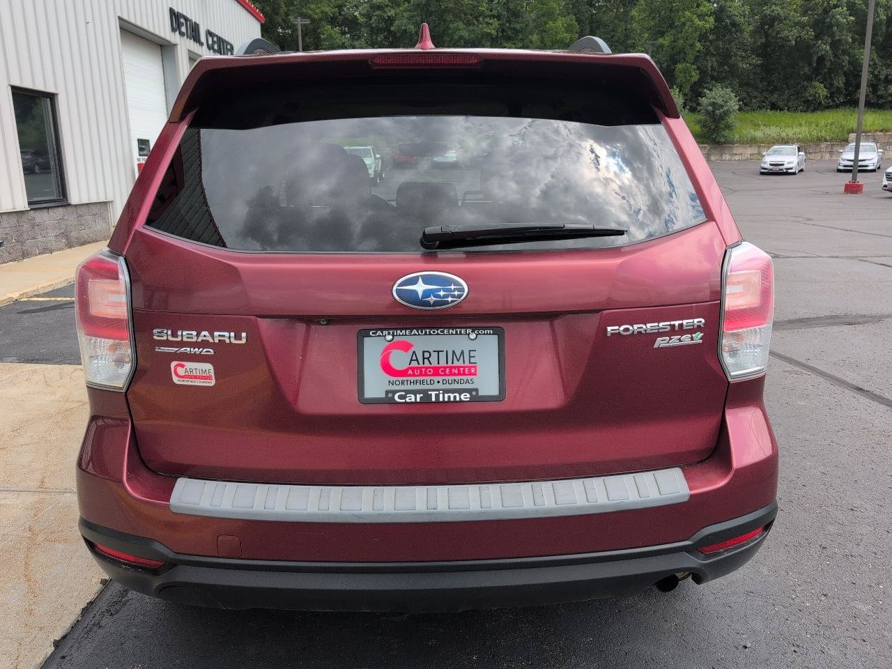 Used 2017 Subaru Forester 2.5i Premium AWD/4WD image 7