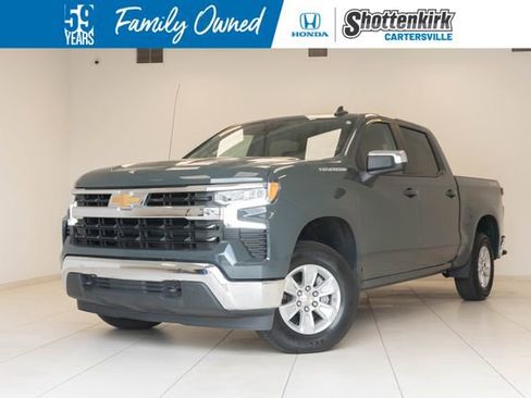 Used 2025 Chevrolet Silverado 1500 LT AWD/4WD image 1