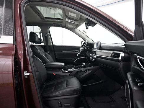 Used 2021 Kia Telluride EX w/ EX Premium Package image 29