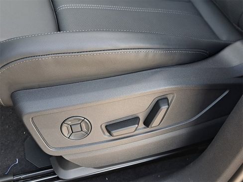 New 2025 Audi Q5 Premium Plus image 18