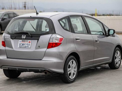 Used 2010 Honda Fit image 5