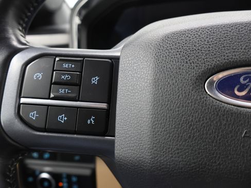 Used 2023 Ford F350 Lariat w/ FX4 Off-Road Package image 16