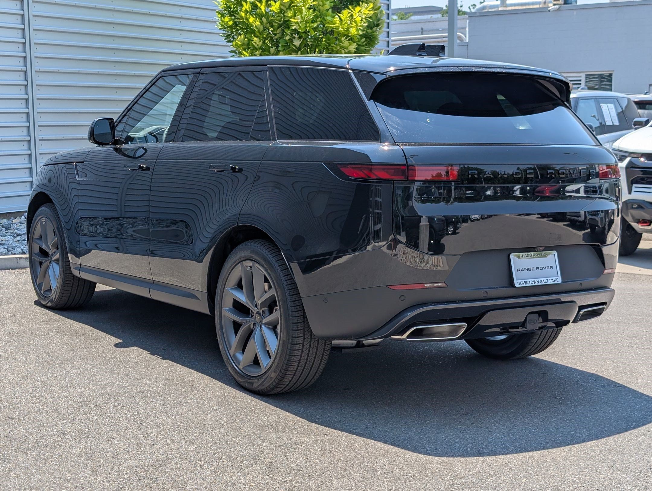 New 2026 Land Rover Range Rover Sport SE AWD/4WD image 7
