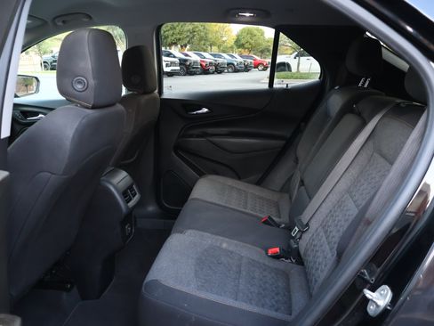 Used 2022 Chevrolet Equinox LT FWD image 20