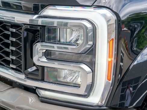 Used 2023 Ford F450 King Ranch w/ FX4 Off-Road Package AWD/4WD image 24