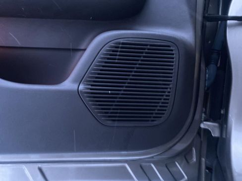 Used 2021 Lincoln Corsair AWD w/ Premium Package image 17