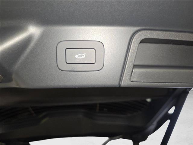 New 2026 Land Rover Range Rover Velar S AWD/4WD image 12