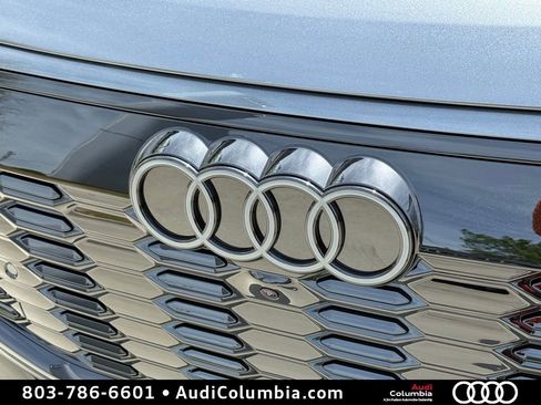 New 2027 Audi SQ6 e-tron Premium Plus AWD/4WD image 7