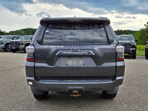 Used 2015 Toyota 4Runner SR5 AWD/4WD image 4