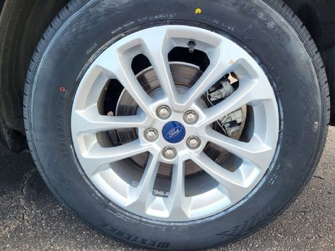 Used 2020 Ford Escape SE image 39