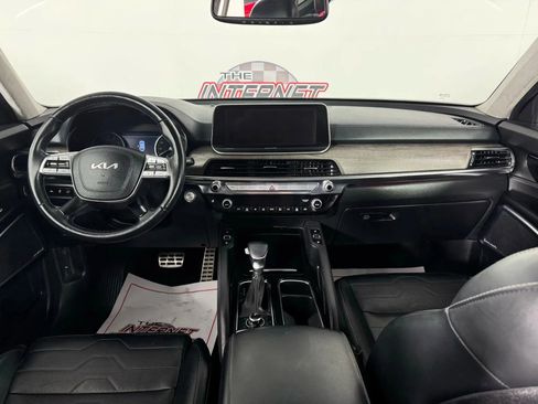 Used 2022 Kia Telluride SX w/ SX Prestige Package image 11