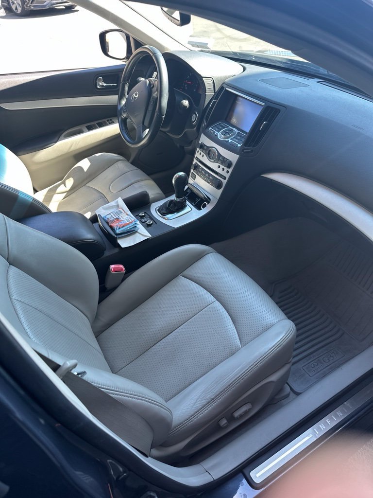 Used 2009 INFINITI G37 x Sedan w/ Premium Pkg AWD/4WD image 3