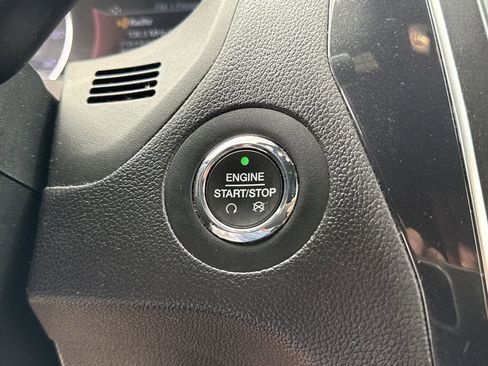 Used 2019 Ford Explorer Sport w/ Equipment Group 401A AWD/4WD image 18