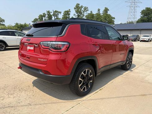 Used 2020 Jeep Compass Trailhawk w/ Cold Weather Group AWD/4WD image 8