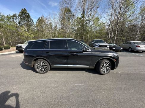 Used 2025 Lincoln Aviator Reserve w/ Equipment Group 201A image 5