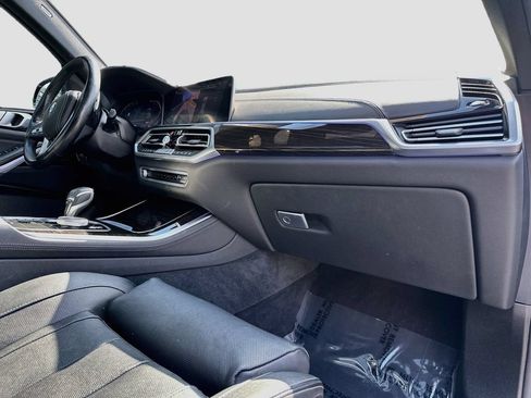 Used 2019 BMW X5 xDrive40i w/ Executive Package AWD/4WD image 31