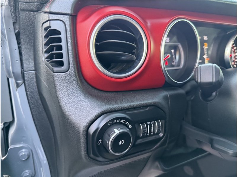 Used 2019 Jeep Wrangler Unlimited Rubicon AWD/4WD image 38