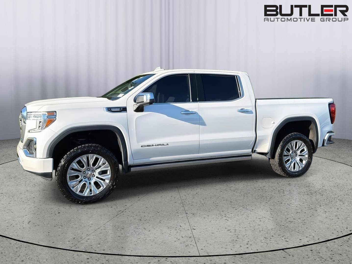 Used 2021 GMC Sierra 1500 Denali w/ Denali Ultimate Package AWD/4WD image 3