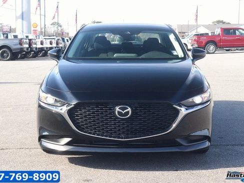 Used 2022 MAZDA MAZDA3 Sedan image 2