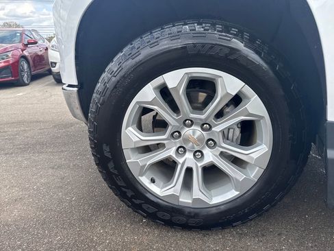 Used 2024 Chevrolet Silverado 1500 LTZ image 29