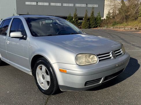 Used 2001 Volkswagen Golf GLS image 2