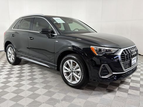 Used 2021 Audi Q3 2.0T Premium w/ Convenience Package AWD/4WD image 7