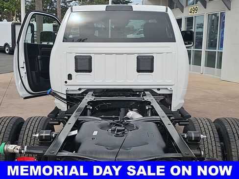 New 2026 RAM 3500 Tradesman AWD/4WD image 12