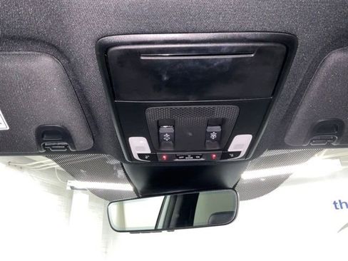 Certified 2025 Honda Pilot Black Edition image 31