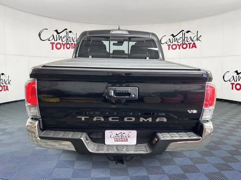 Used 2022 Toyota Tacoma TRD Off-Road RWD image 7