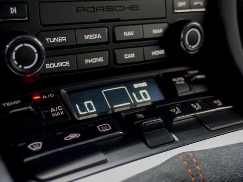 Used 2018 Porsche 911 GT3 image 26