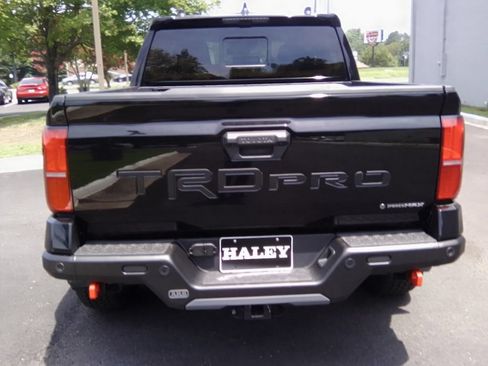 Used 2026 Toyota Tacoma TRD Pro w/ Tow Tech Package AWD/4WD image 4