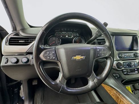Used 2019 Chevrolet Tahoe Premier AWD/4WD image 12