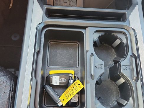 Used 2024 Ford F250 Lariat image 26