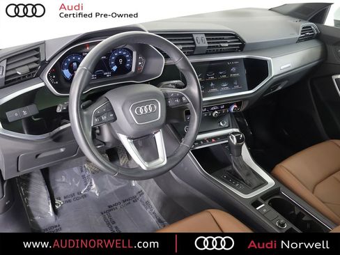 Certified 2023 Audi Q3 2.0T Premium w/ Convenience Package AWD/4WD image 2