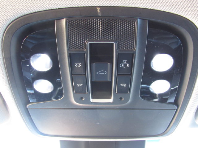 Used 2019 Kia Sorento EX w/ EX Touring Package AWD/4WD image 31