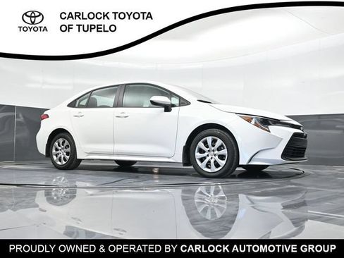 Used 2026 Toyota Corolla LE FWD image 43