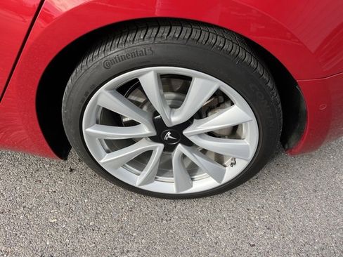 Used 2018 Tesla Model 3 Long Range image 17