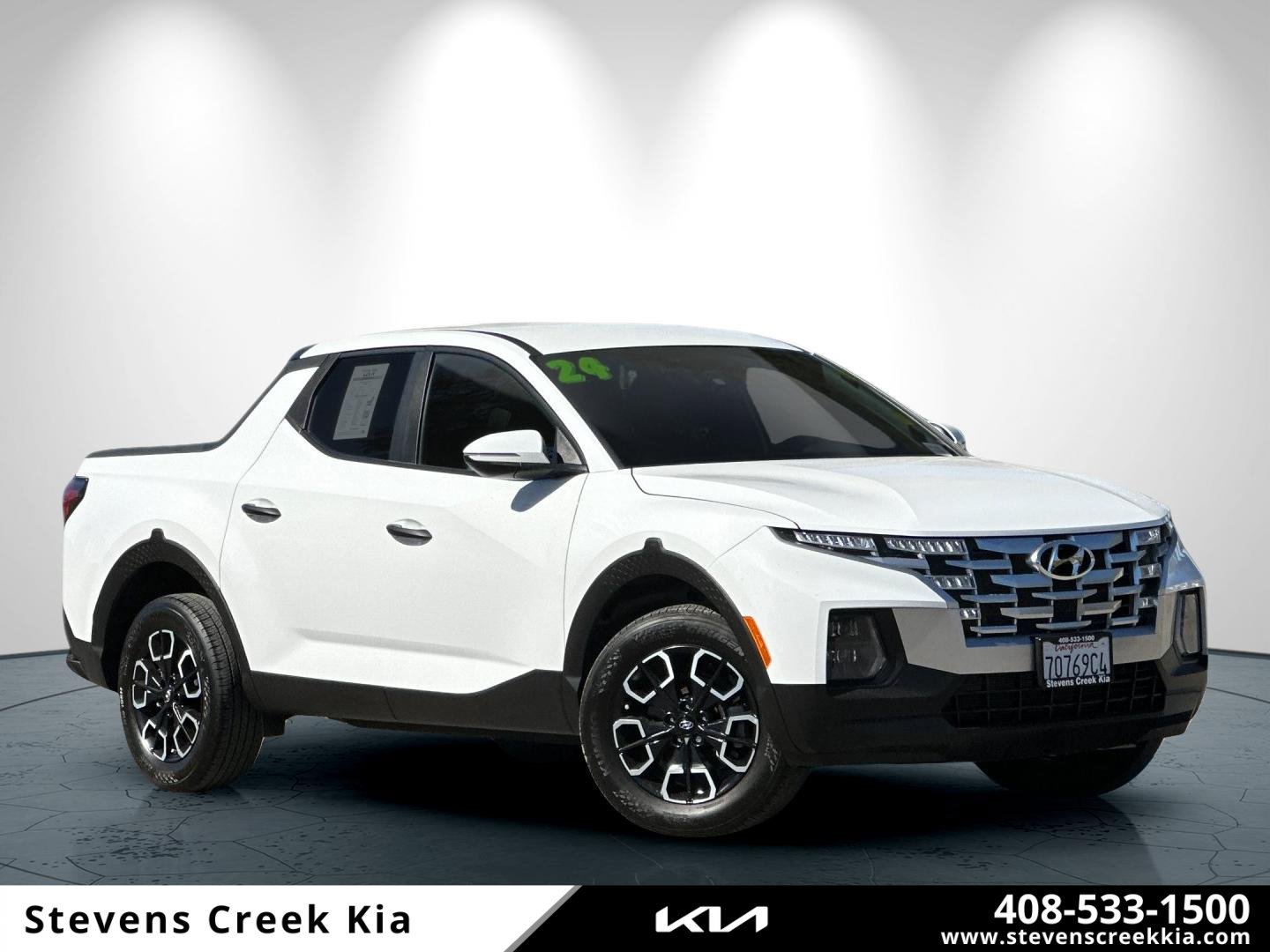 Used 2024 Hyundai Santa Cruz SEL FWD image 1