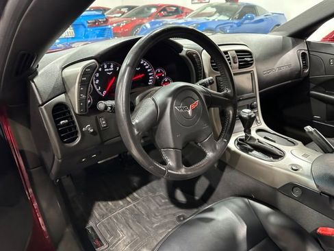 Used 2005 Chevrolet Corvette Convertible w/ Preferred Equipment Group image 9