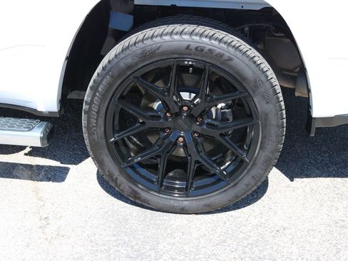 Used 2021 RAM 1500 Laramie w/ Sport Appearance Package image 9