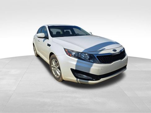 Used 2012 Kia Optima LX FWD image 11