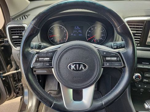 Used 2020 Kia Sportage EX w/ EX Technology Package FWD image 16