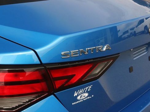 Used 2024 Nissan Sentra SV image 8