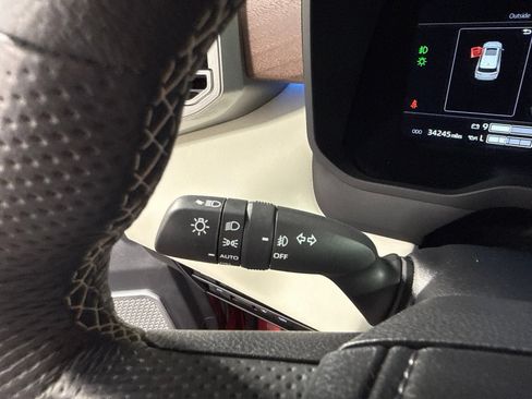 Used 2023 Toyota Sequoia Capstone AWD/4WD image 54