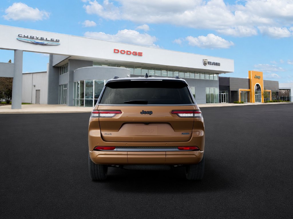 New 2027 Jeep Grand Cherokee L Summit AWD/4WD image 7