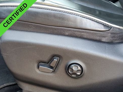 Used 2019 Chrysler Pacifica Limited w/ S Appearance Package image 37