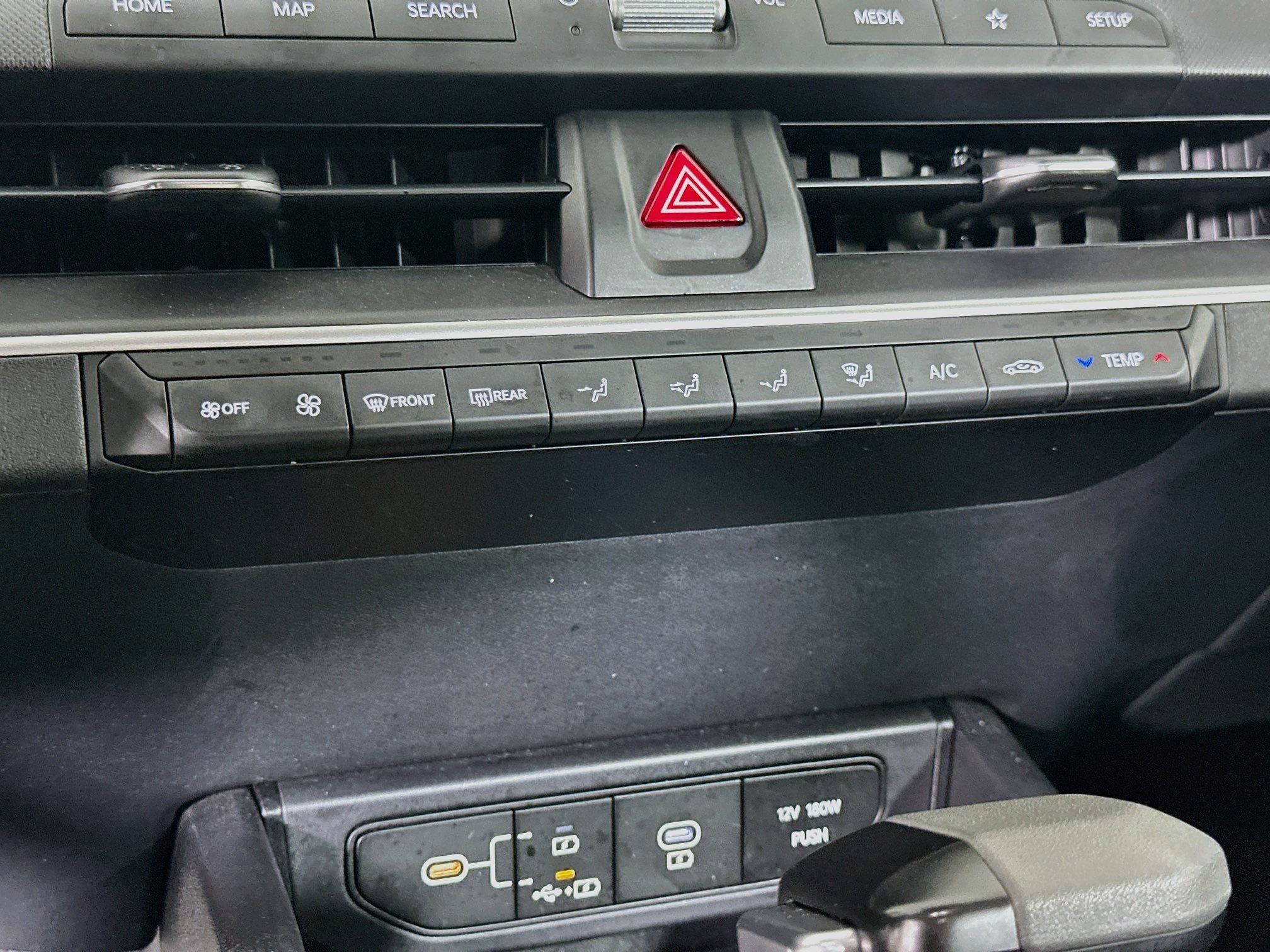 Used 2025 Kia K4 FWD image 23